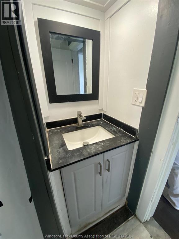 781 GLADSTONE AVENUE, Windsor, Ontario, N9A2R1 — Photo 13