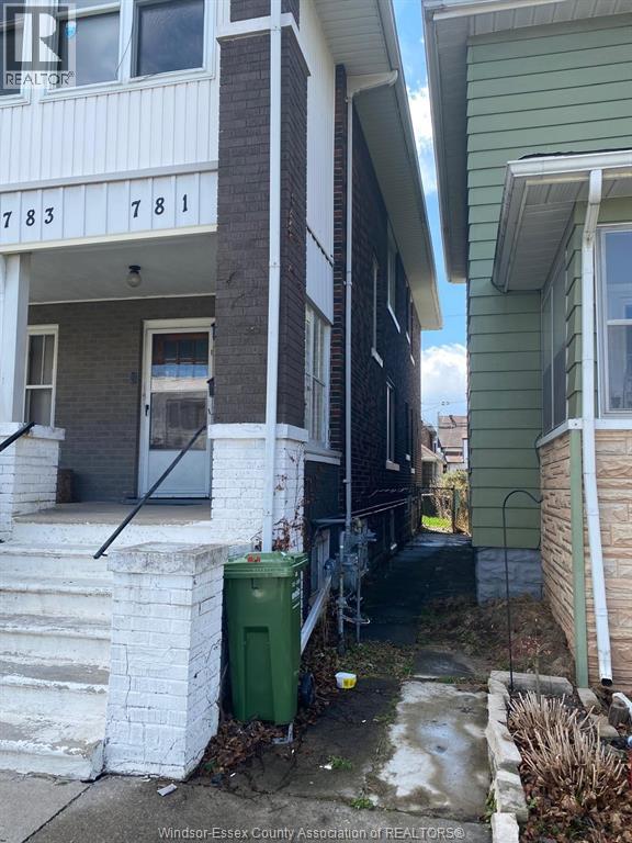 781 GLADSTONE AVENUE, Windsor, Ontario, N9A2R1 — Photo 2