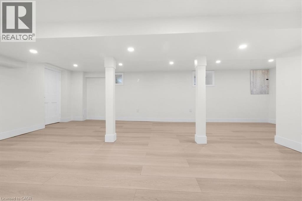 215 RAY Street N, Hamilton, Ontario, L8R2Y3 — Photo 22