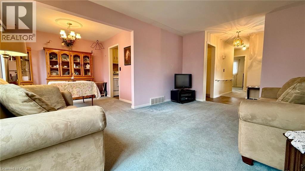 123 OAK Street, Simcoe, Ontario, N3Y4S2 — Photo 5