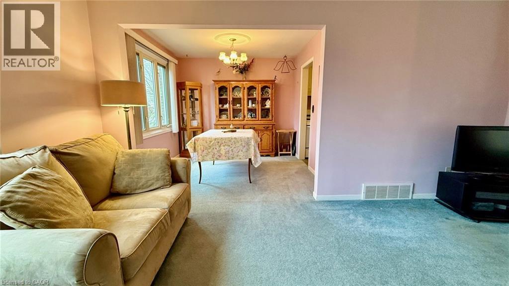 123 OAK Street, Simcoe, Ontario, N3Y4S2 — Photo 6