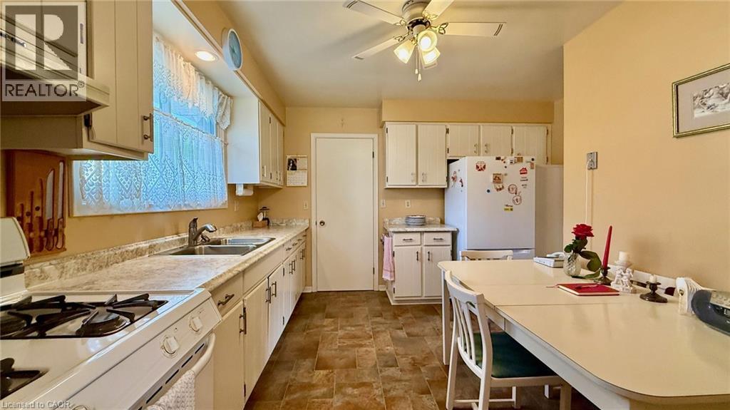 123 OAK Street, Simcoe, Ontario, N3Y4S2 — Photo 9