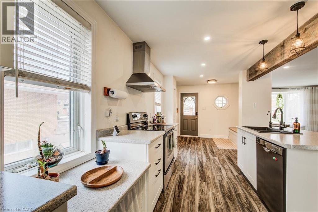 107 ELLIS Avenue, Kitchener, Ontario, N2H4G8 — Photo 13