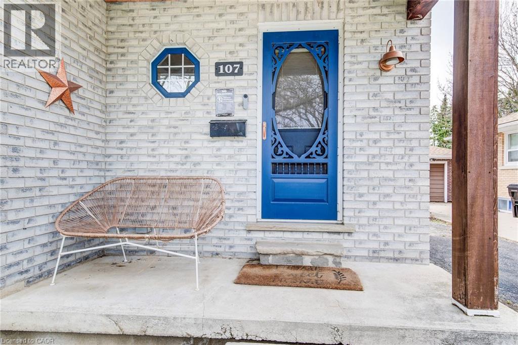 107 ELLIS Avenue, Kitchener, Ontario, N2H4G8 — Photo 4