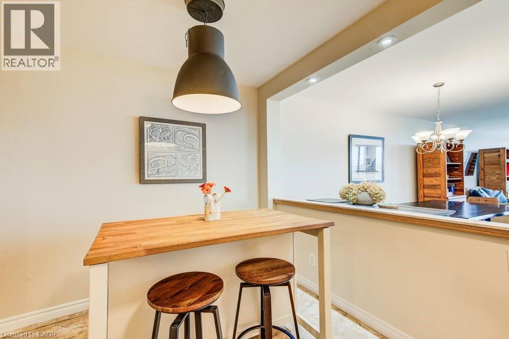 24 MARILYN Drive Unit# 704, Guelph, Ontario, N1H8E9 — Photo 12