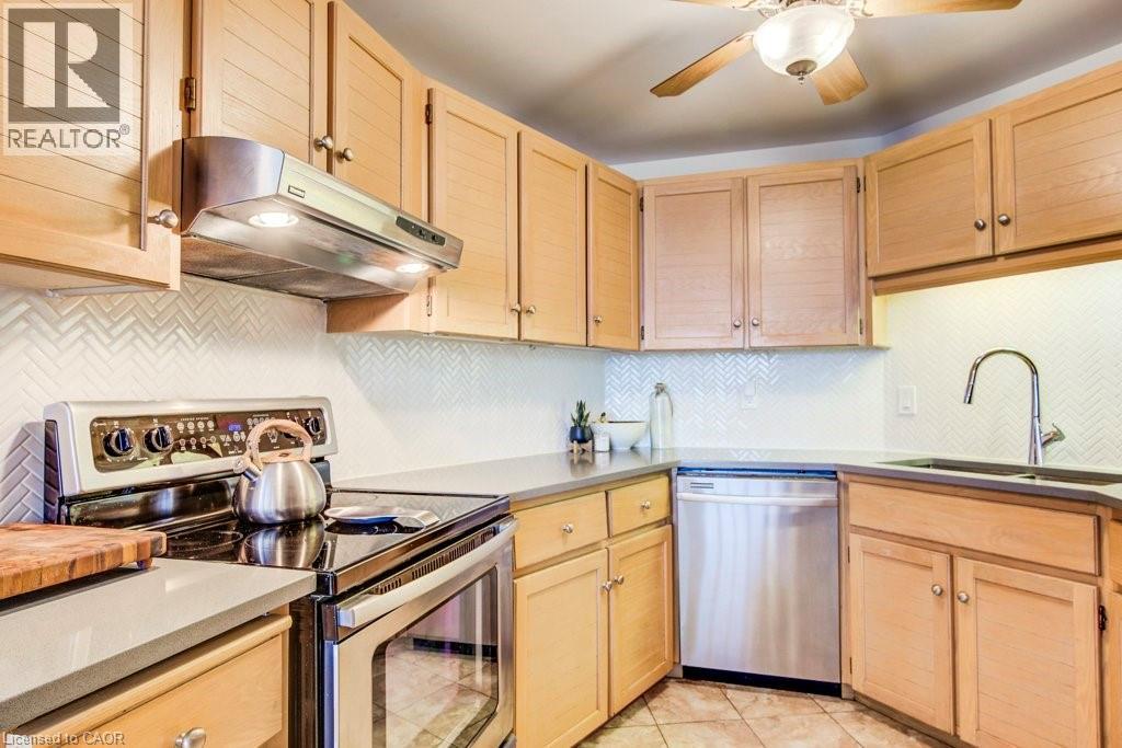24 MARILYN Drive Unit# 704, Guelph, Ontario, N1H8E9 — Photo 8