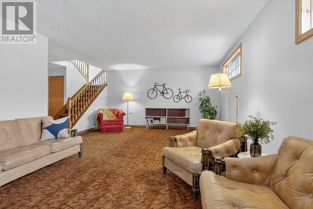 1907 Overbrook Crescent, Greater Sudbury, Ontario, P3E5H2 — Photo 14