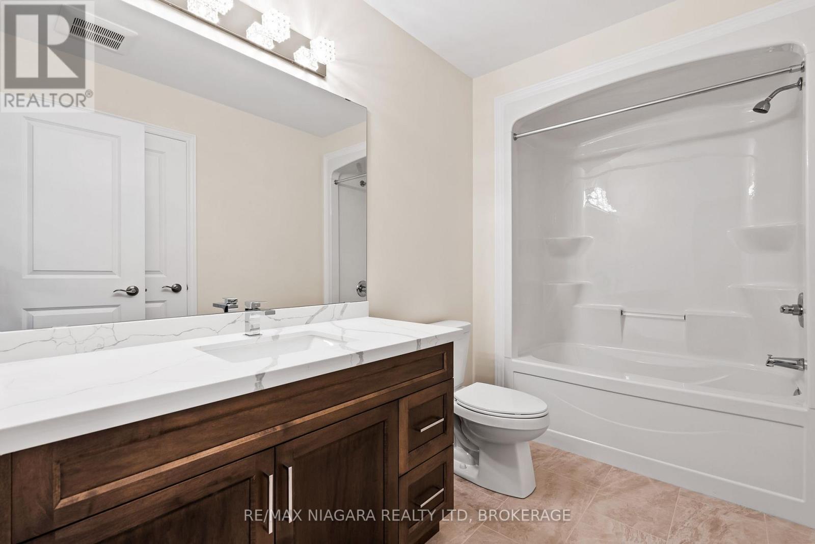 B - 427 VINE STREET, St. Catharines (Vine/Linwell), Ontario, L2M3S6 — Photo 13