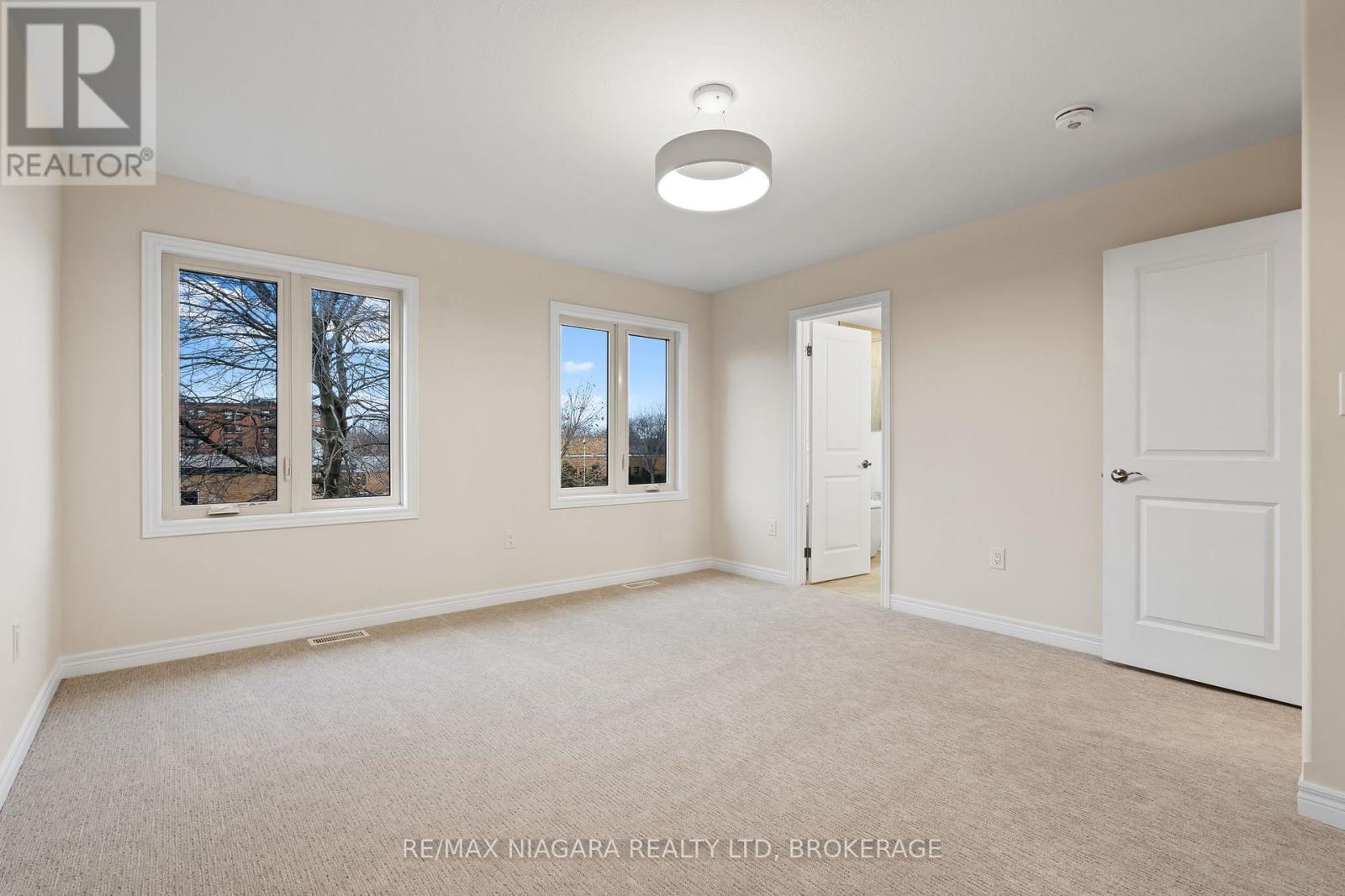 B - 427 VINE STREET, St. Catharines (Vine/Linwell), Ontario, L2M3S6 — Photo 16