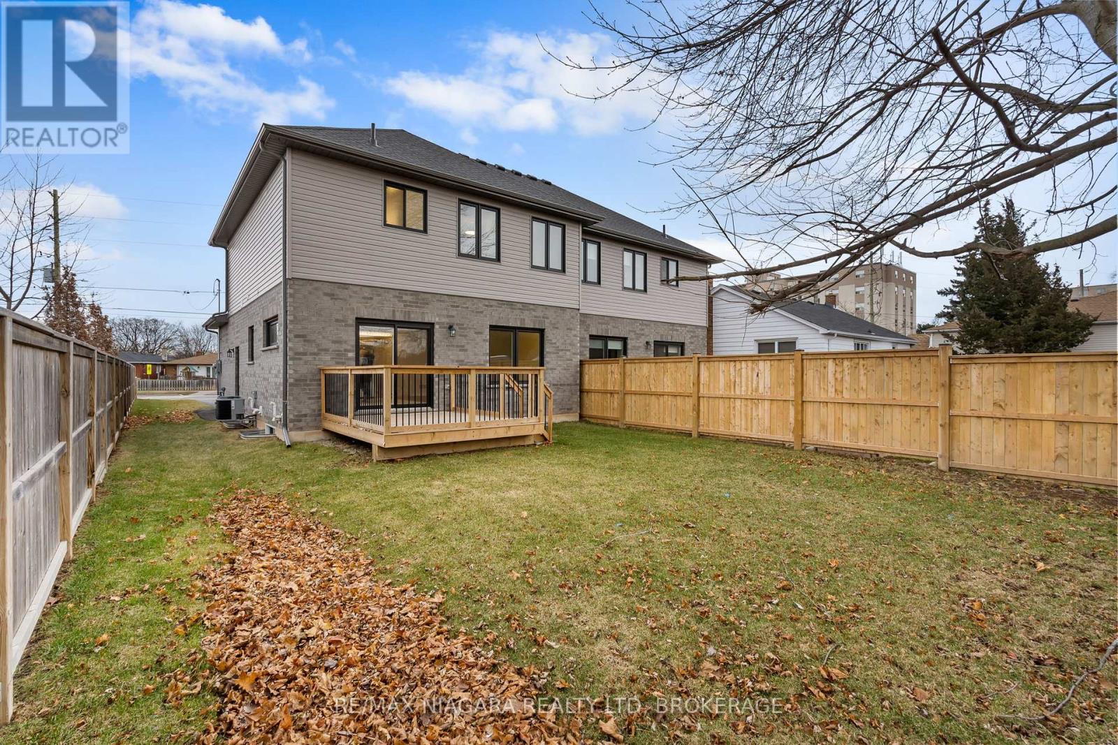 B - 427 VINE STREET, St. Catharines (Vine/Linwell), Ontario, L2M3S6 — Photo 25
