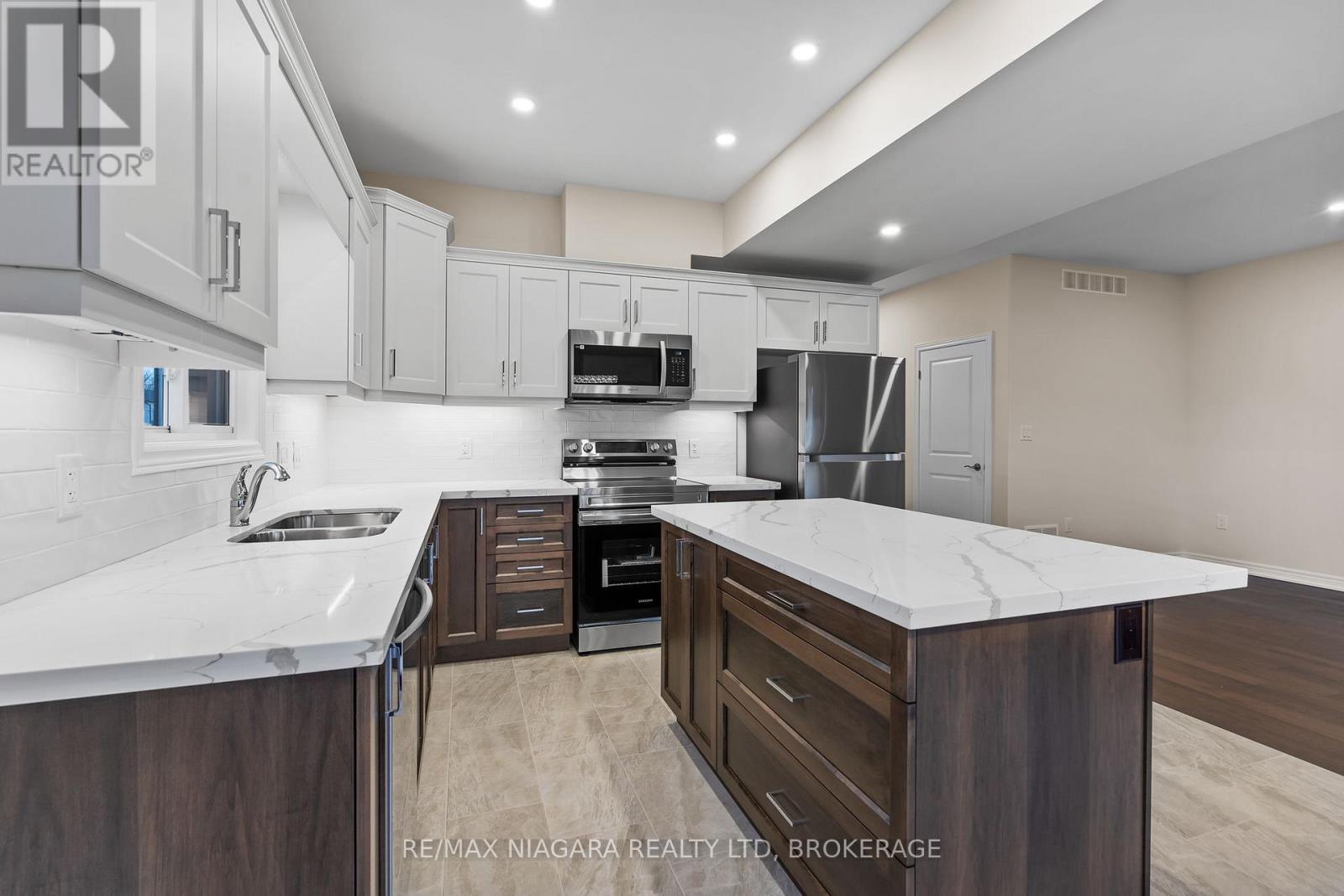 B - 427 VINE STREET, St. Catharines (Vine/Linwell), Ontario, L2M3S6 — Photo 8