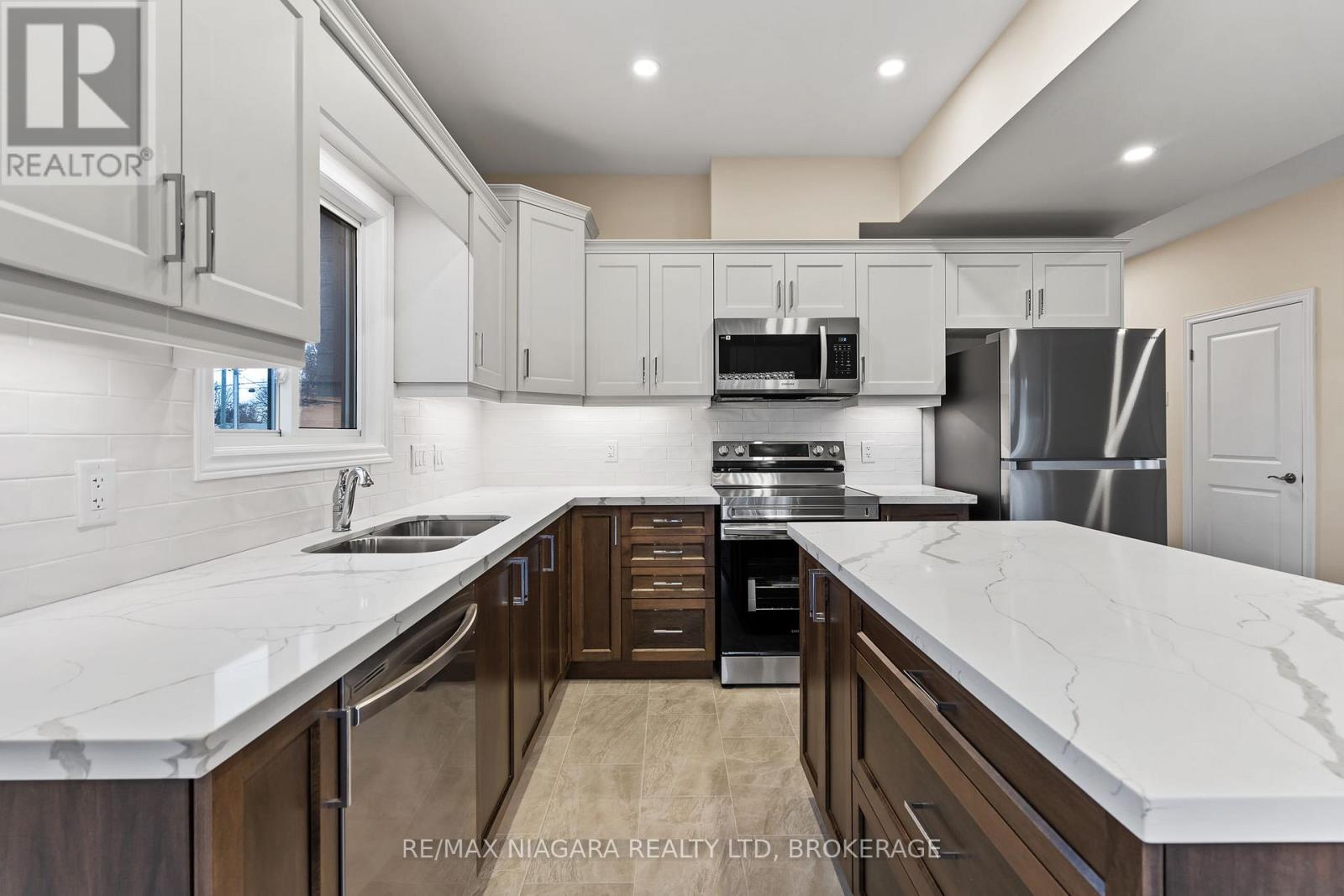 B - 427 VINE STREET, St. Catharines (Vine/Linwell), Ontario, L2M3S6 — Photo 9