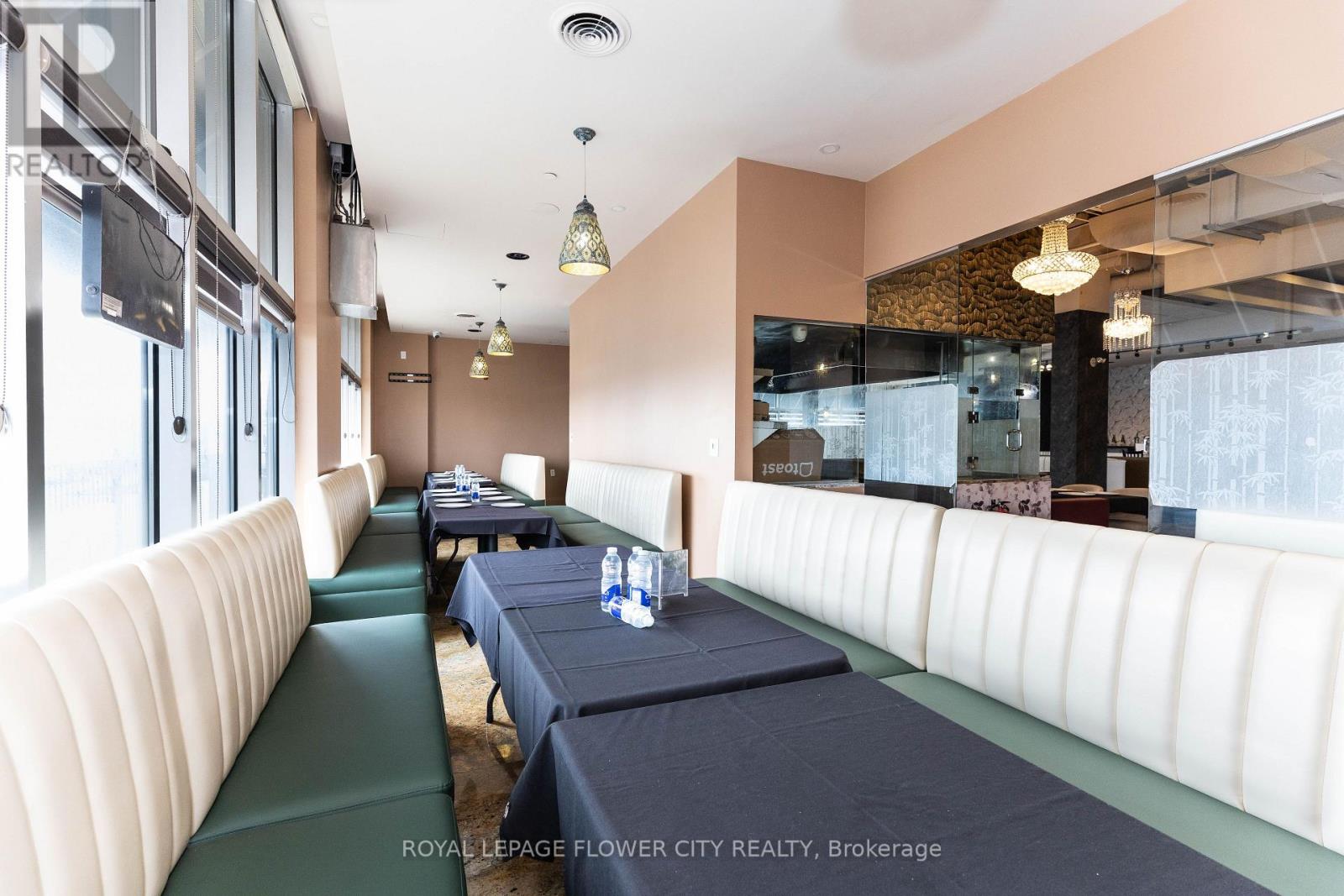 102 - 15 GATEWAY BOULEVARD, Brampton (Bramalea South Industrial), Ontario, L6T0H4 — Photo 13