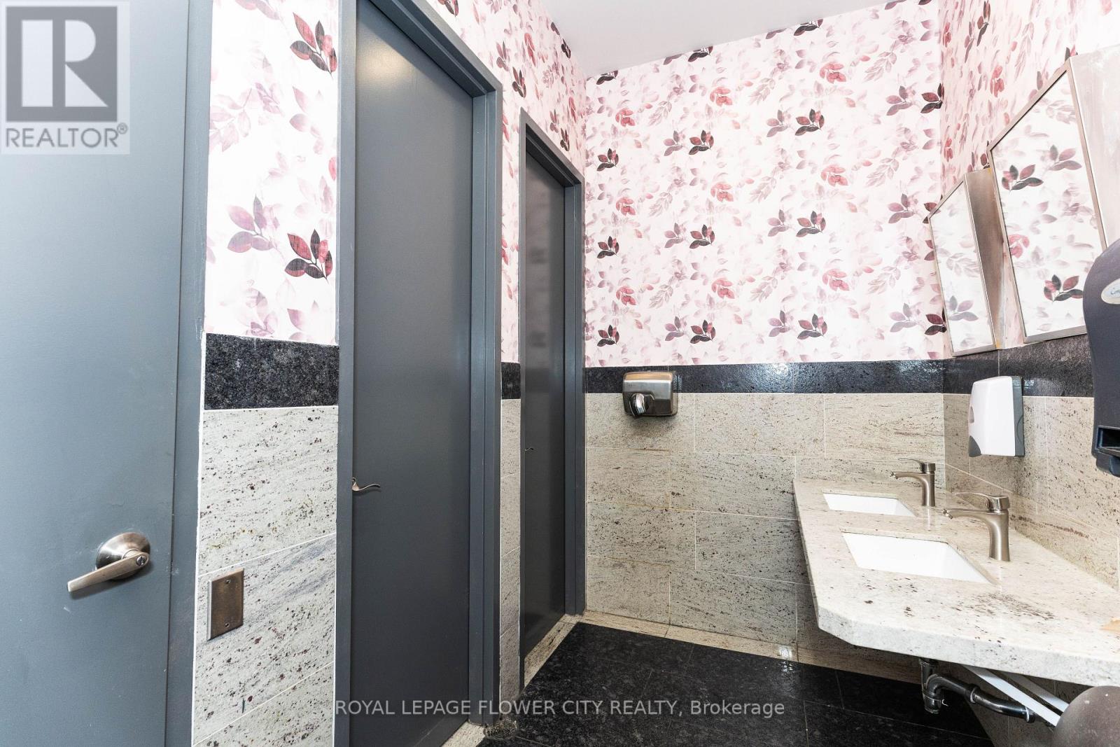 102 - 15 GATEWAY BOULEVARD, Brampton (Bramalea South Industrial), Ontario, L6T0H4 — Photo 28