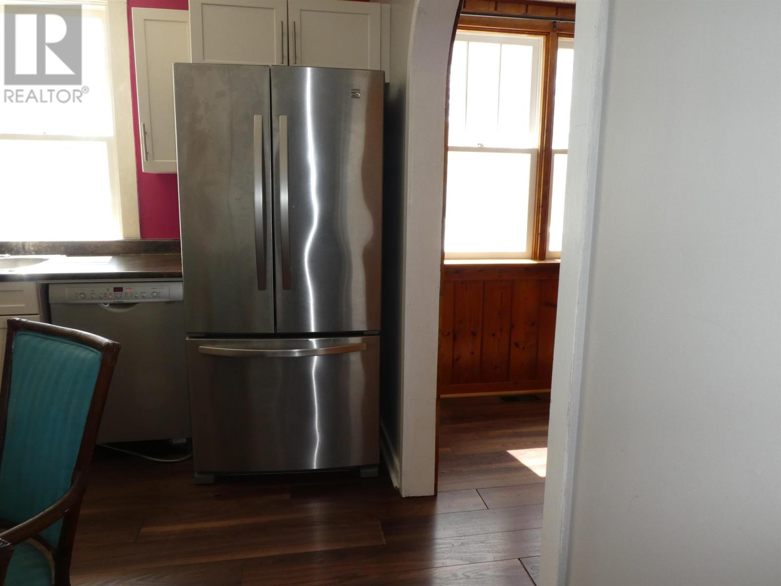 102 Cedar CRES, Longlac, Ontario, P0T2A0 — Photo 5