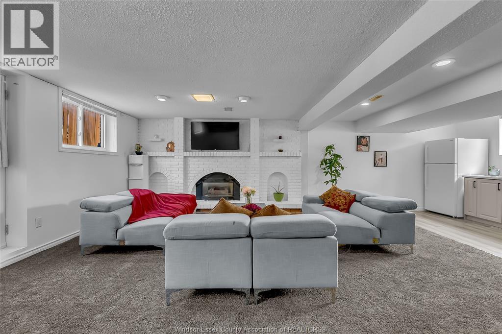 386 WOODRIDGE, Tecumseh, Ontario, N8N3A8 — Photo 21