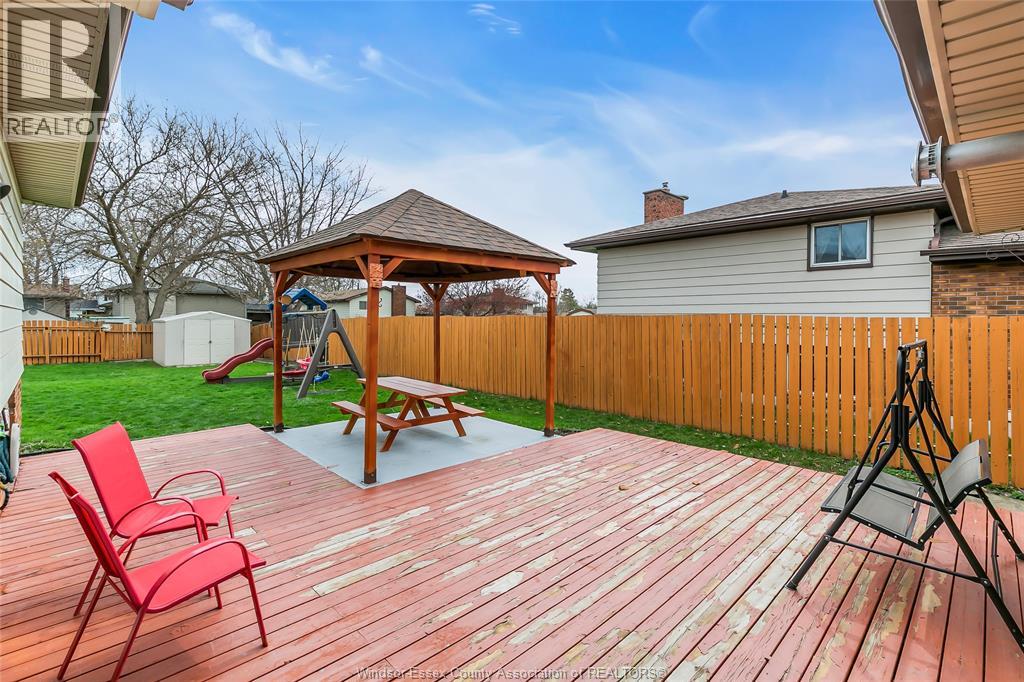 386 WOODRIDGE, Tecumseh, Ontario, N8N3A8 — Photo 31