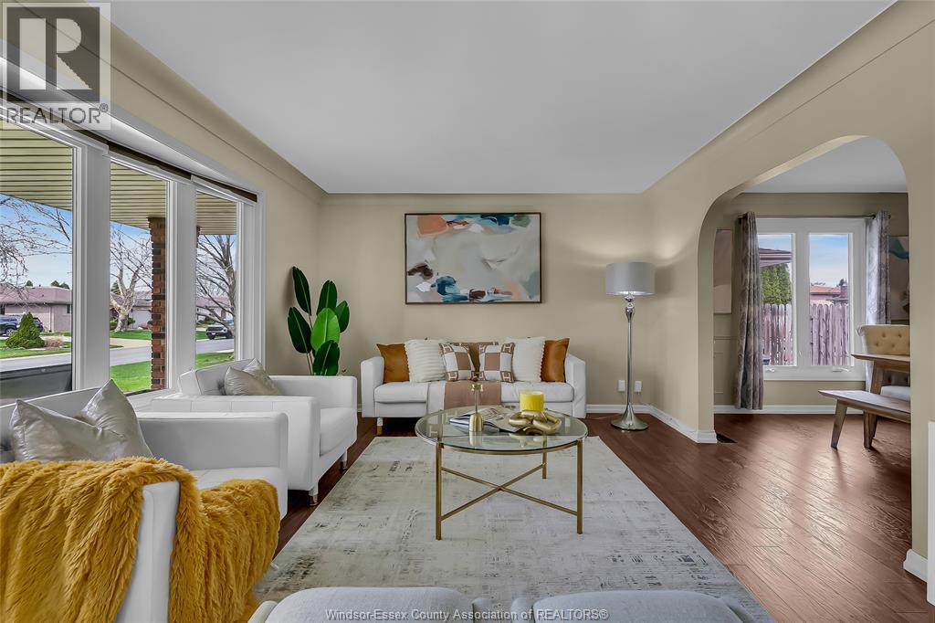 386 WOODRIDGE, Tecumseh, Ontario, N8N3A8 — Photo 6