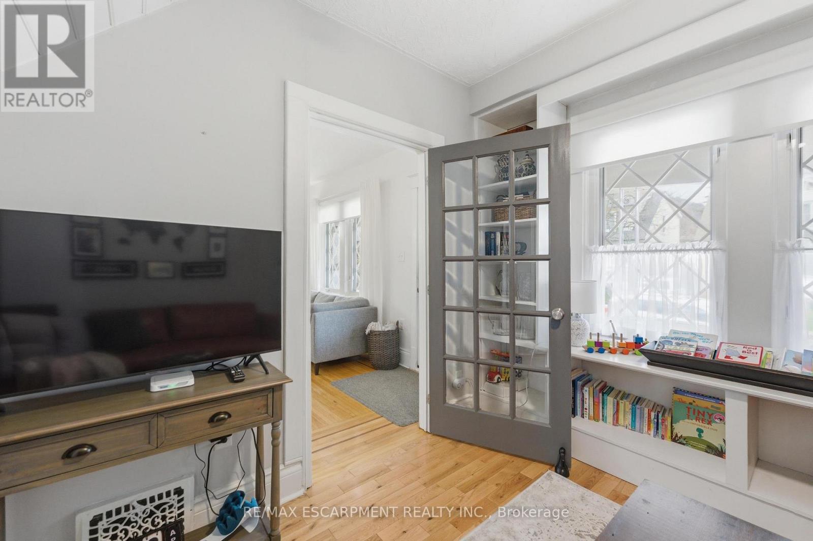 199 KENSINGTON AVENUE S, Hamilton (Delta), Ontario, L8M3H6 — Photo 7