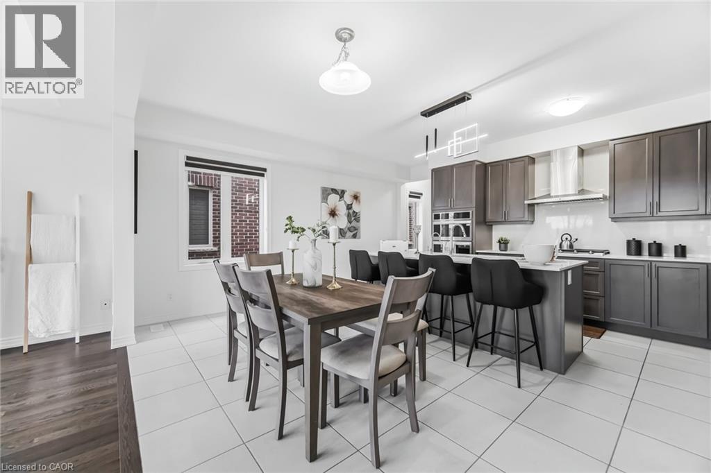 212 BROADACRE Drive, Kitchener, Ontario, N2R0S6 — Photo 11