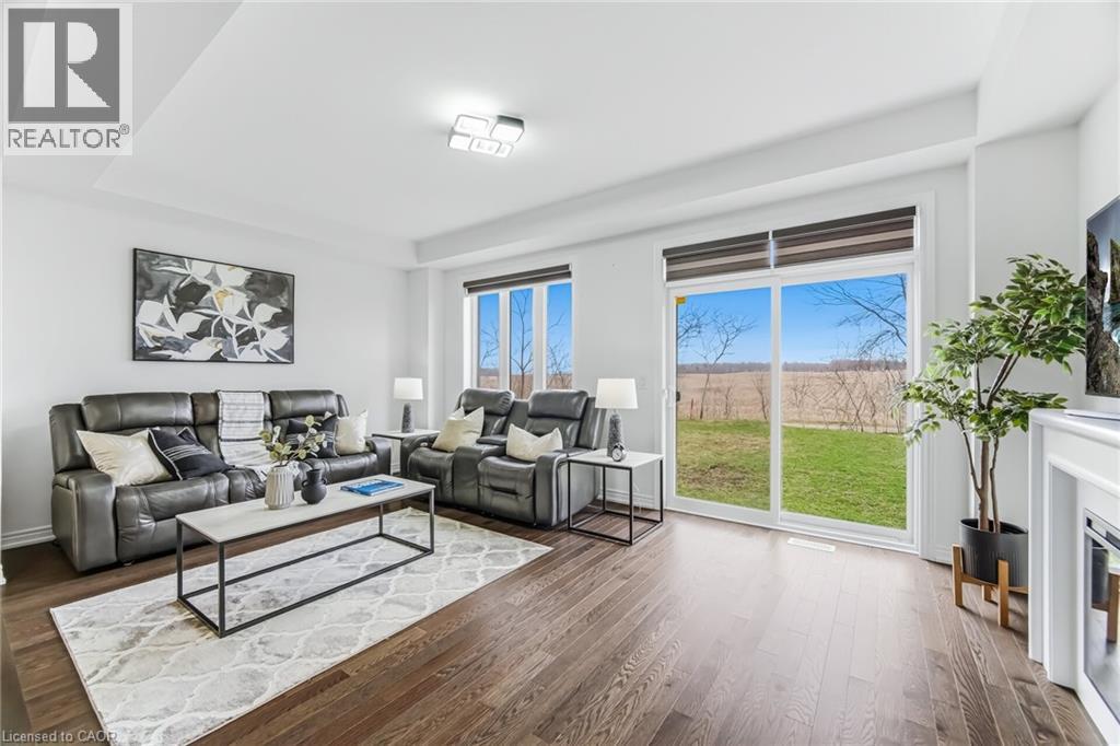 212 BROADACRE Drive, Kitchener, Ontario, N2R0S6 — Photo 13