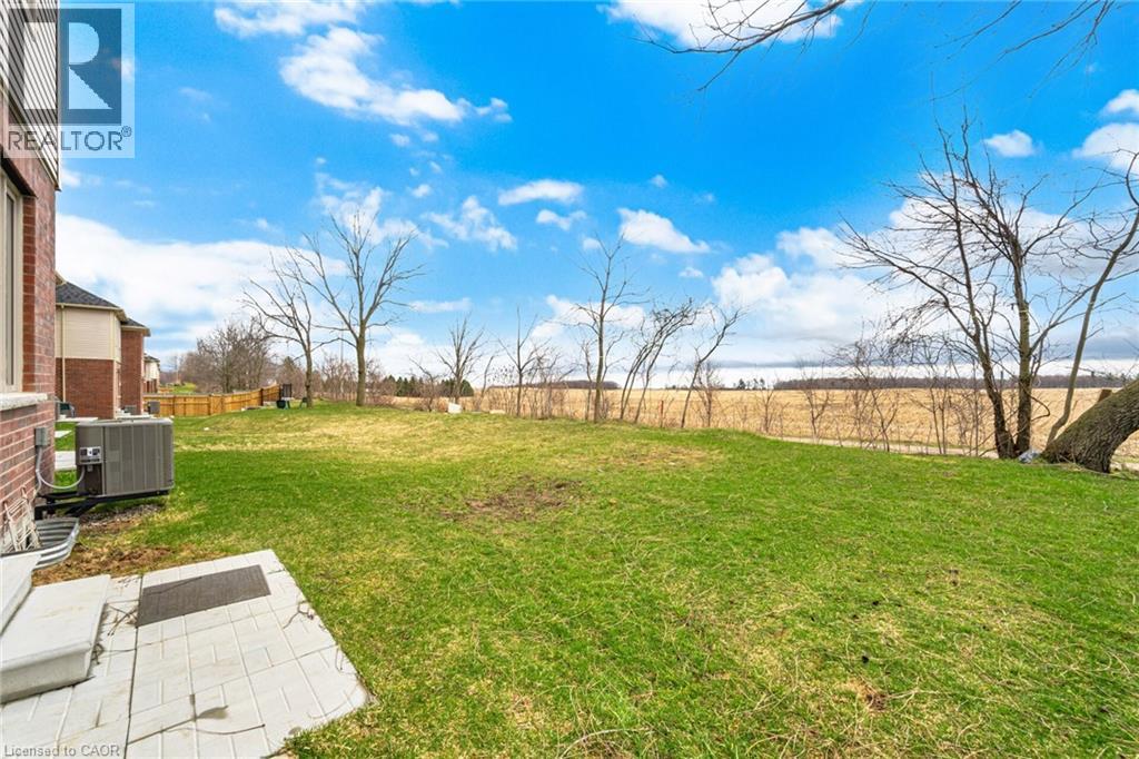 212 BROADACRE Drive, Kitchener, Ontario, N2R0S6 — Photo 33