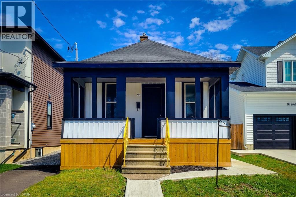 98 WELLAND Street N, Thorold, Ontario, L2V2C1 — Photo 2