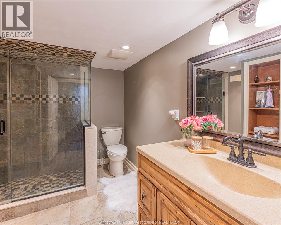 3446 MARK, Windsor, Ontario, N9E2X4 — Photo 40