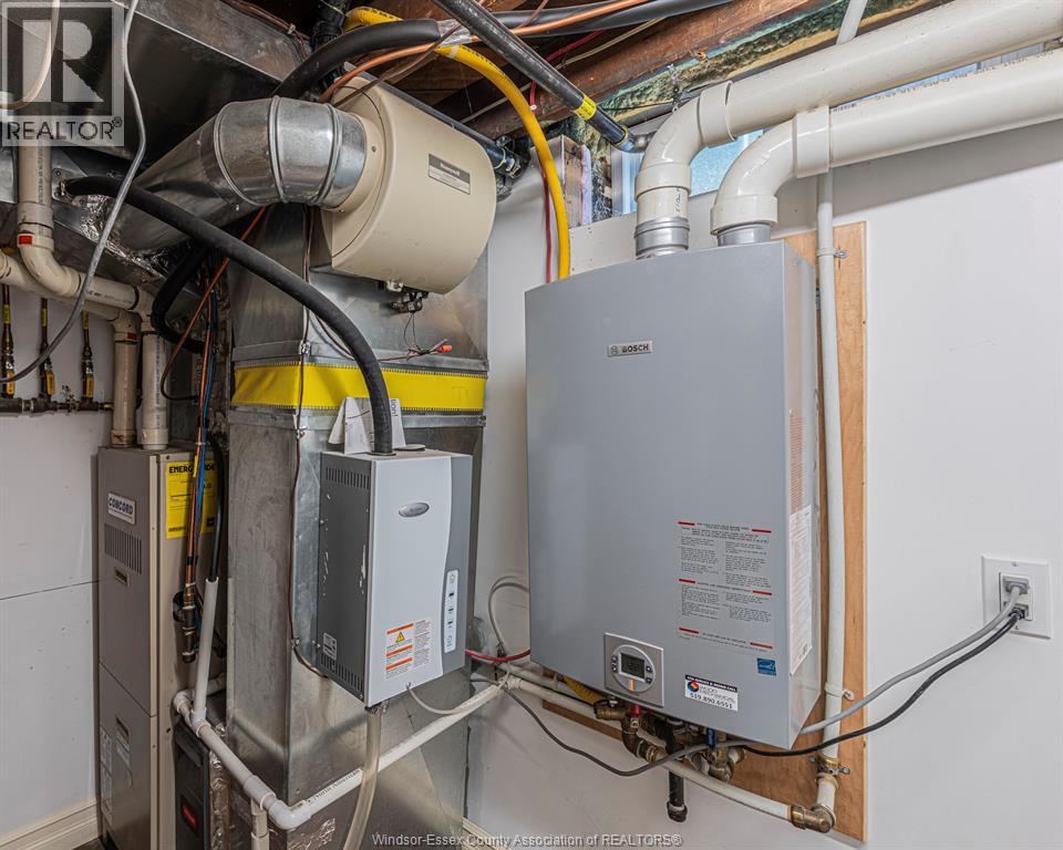 3446 MARK, Windsor, Ontario, N9E2X4 — Photo 42