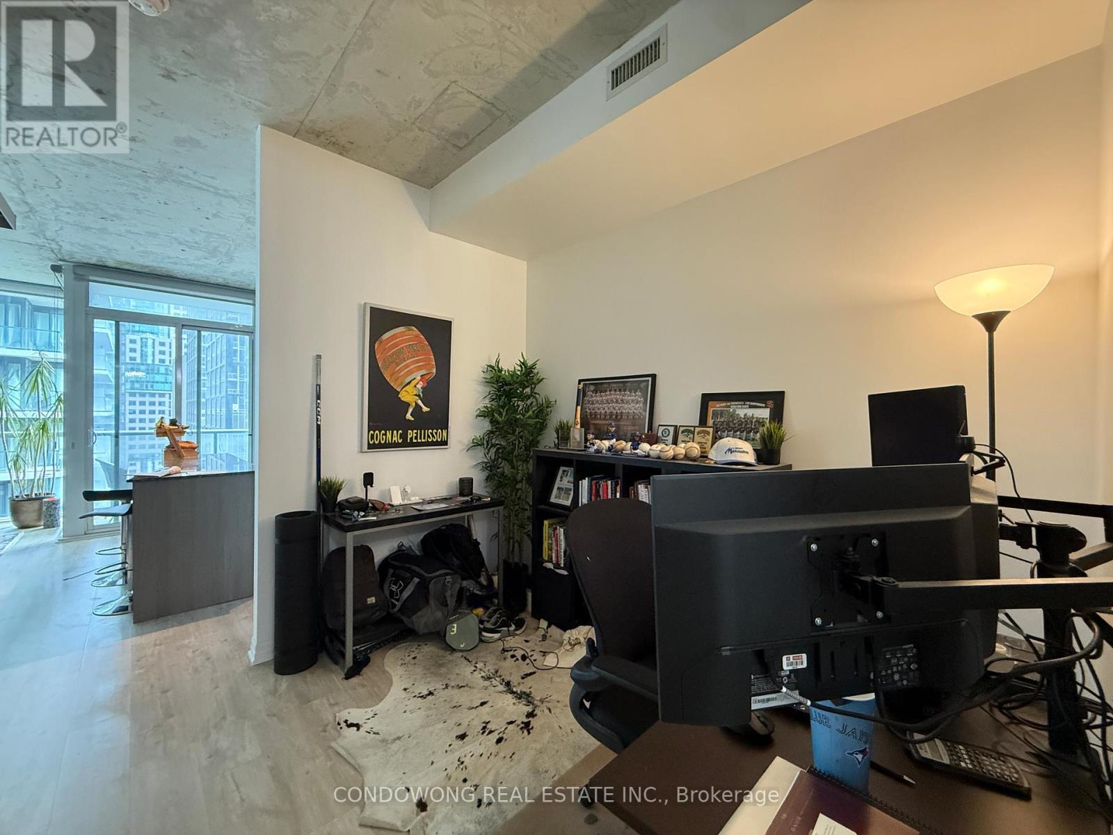 1303 - 88 BLUE JAYS WAY, Toronto (Waterfront Communities), Ontario, M5V0L7 — Photo 3