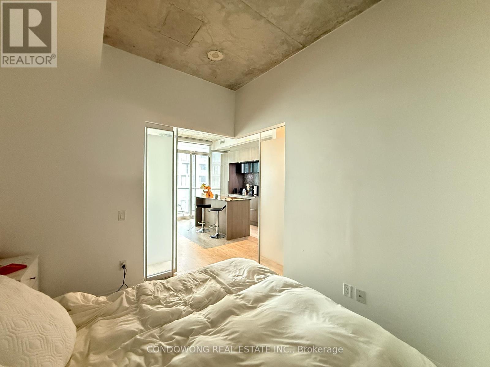 1303 - 88 BLUE JAYS WAY, Toronto (Waterfront Communities), Ontario, M5V0L7 — Photo 6