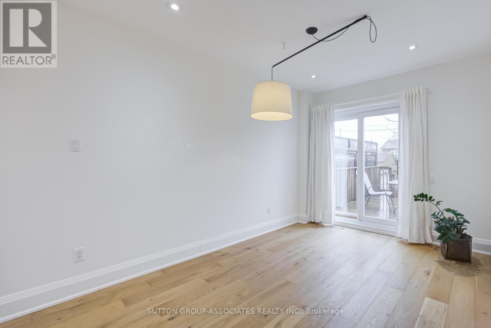 UPPER - 422 RUSHTON ROAD, Toronto (Humewood-Cedarvale), Ontario, M6C2Y3 — Photo 23