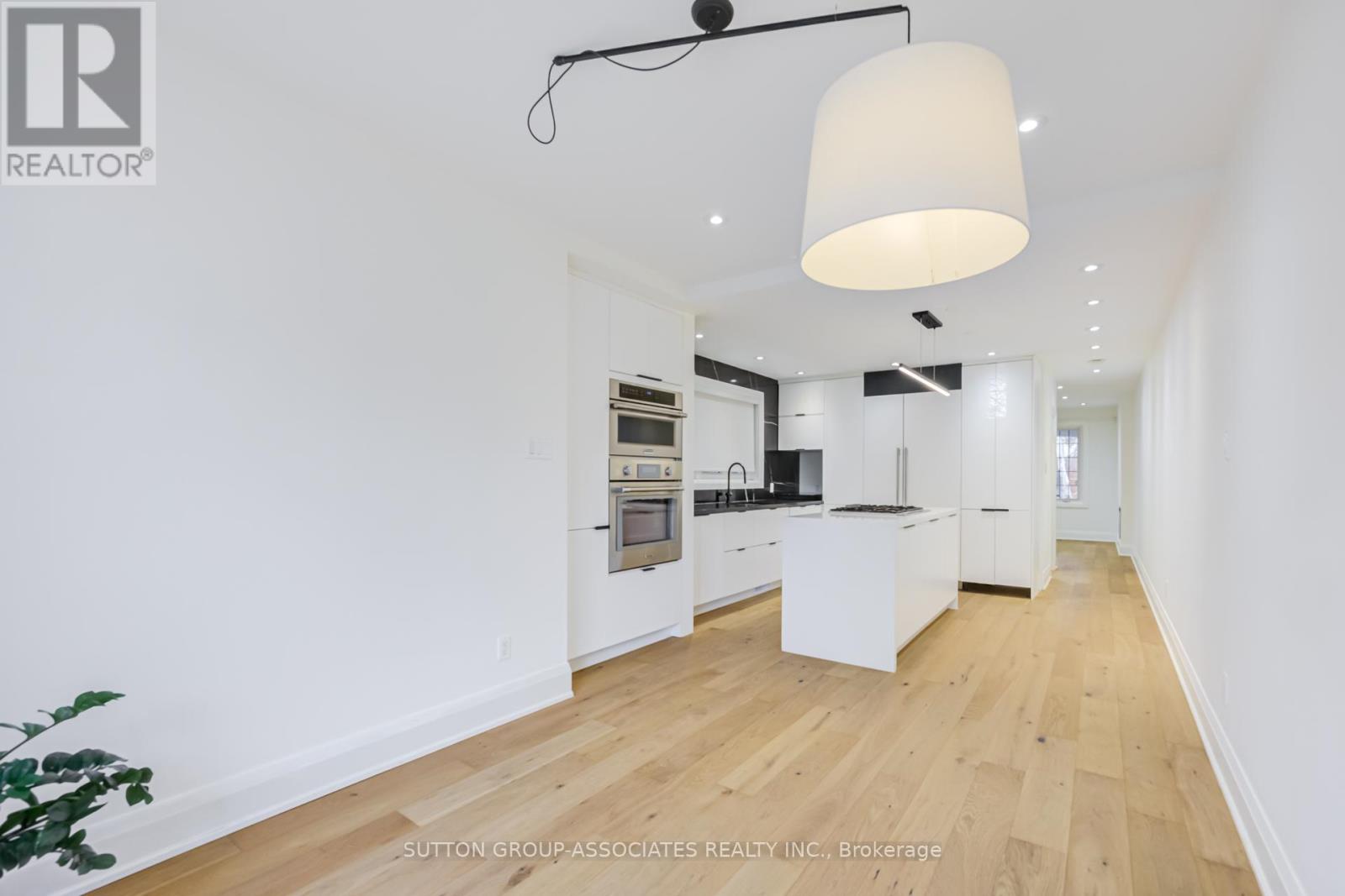 UPPER - 422 RUSHTON ROAD, Toronto (Humewood-Cedarvale), Ontario, M6C2Y3 — Photo 24