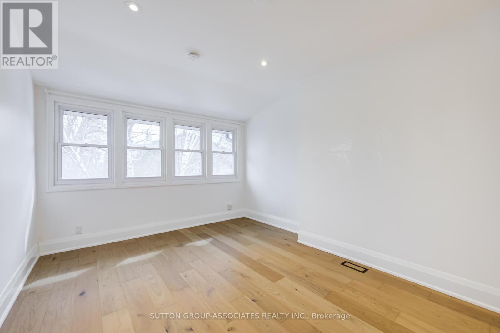 UPPER - 422 RUSHTON ROAD, Toronto (Humewood-Cedarvale), Ontario, M6C2Y3 — Photo 28