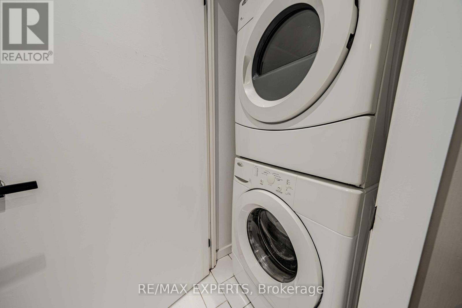 2905 - 8 YORK STREET, Toronto (Waterfront Communities), Ontario, M5J2Y2 — Photo 9