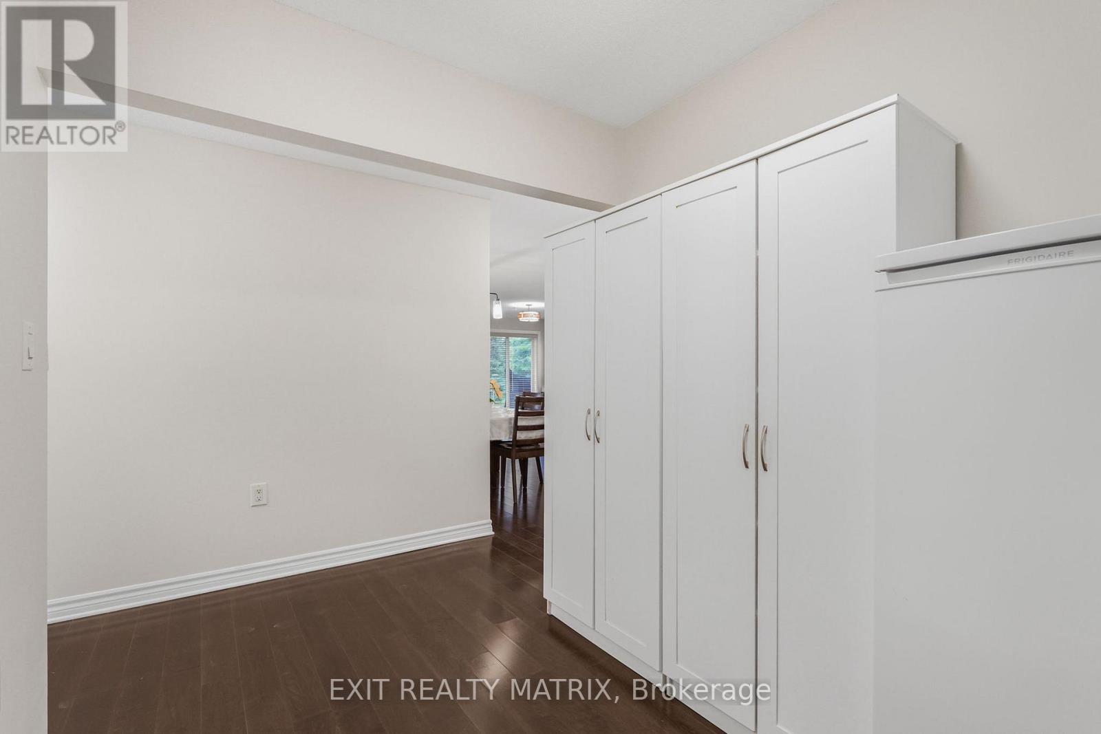 101 - 141 POTTS PRIVATE, Ottawa, Ontario, K4A0X9 — Photo 6