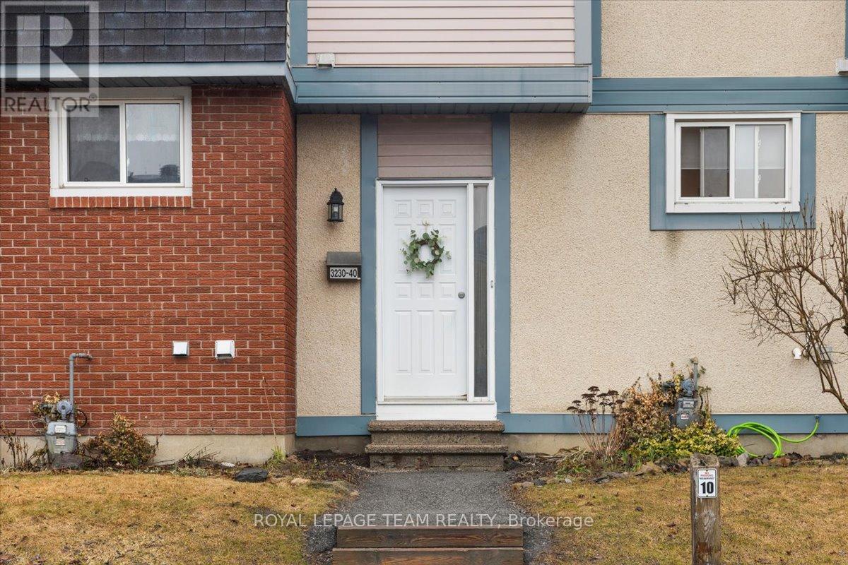 40 - 3230 UPLANDS DRIVE, Ottawa, Ontario, K1V0C6 — Photo 2
