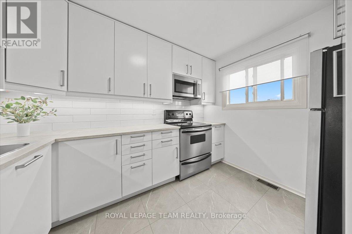 40 - 3230 UPLANDS DRIVE, Ottawa, Ontario, K1V0C6 — Photo 6
