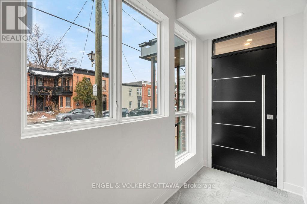 69 PARENT AVENUE, Ottawa, Ontario, K1N0E6 — Photo 3
