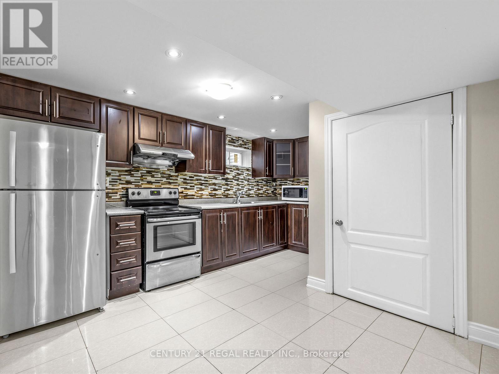 82 CROW TRAIL, Toronto (Malvern), Ontario, M1B1X9 — Photo 13