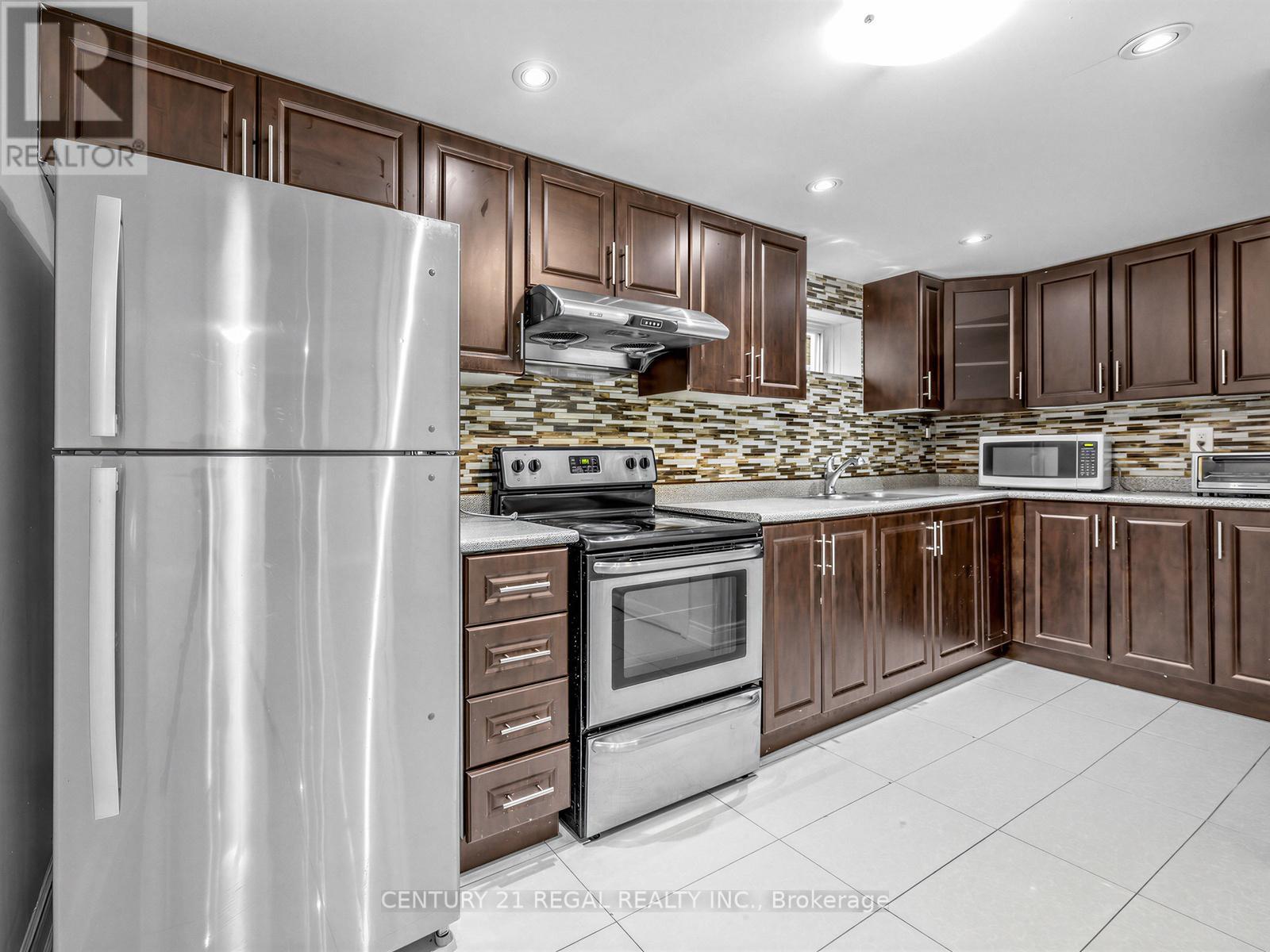 82 CROW TRAIL, Toronto (Malvern), Ontario, M1B1X9 — Photo 14