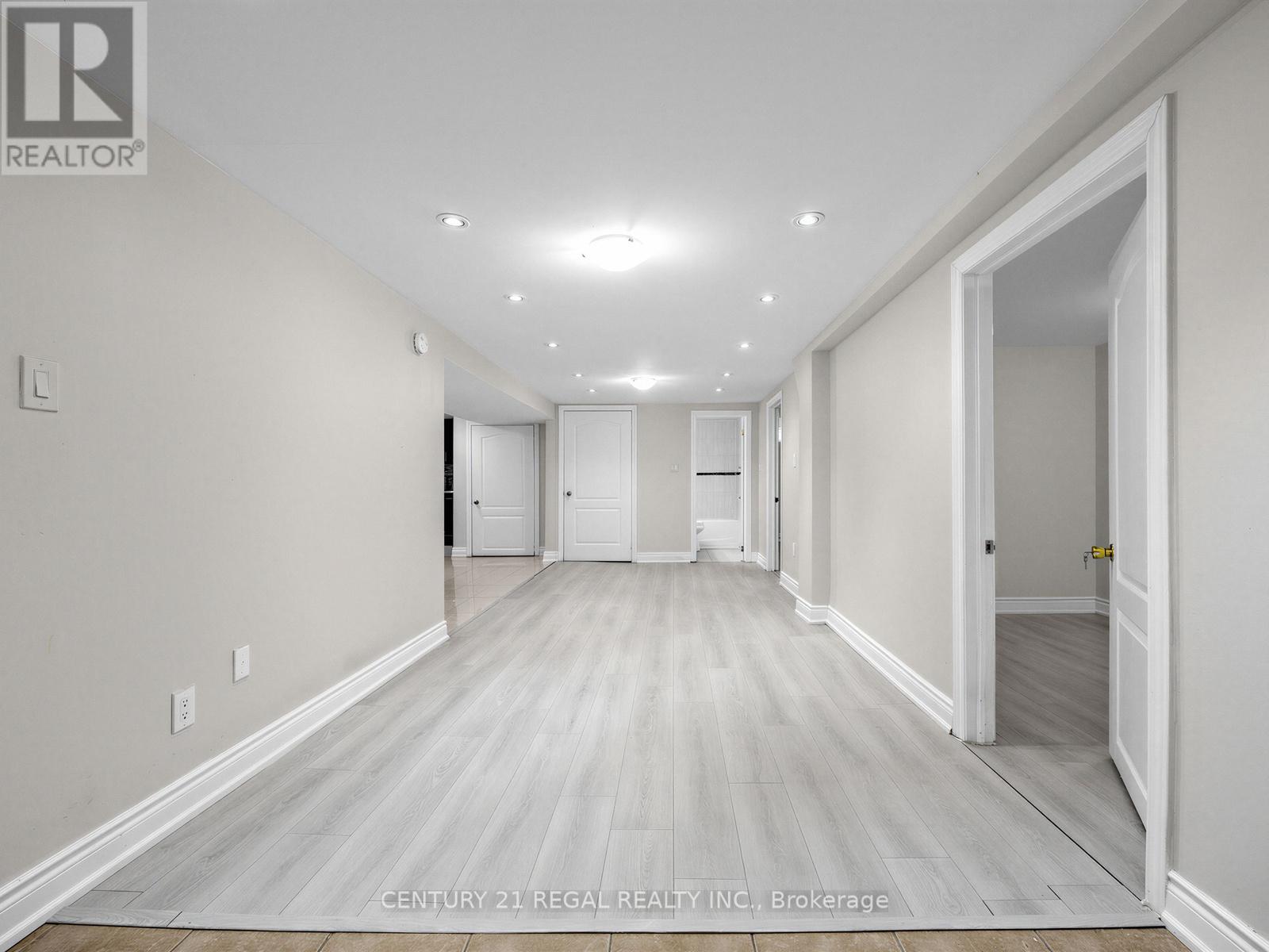 82 CROW TRAIL, Toronto (Malvern), Ontario, M1B1X9 — Photo 6