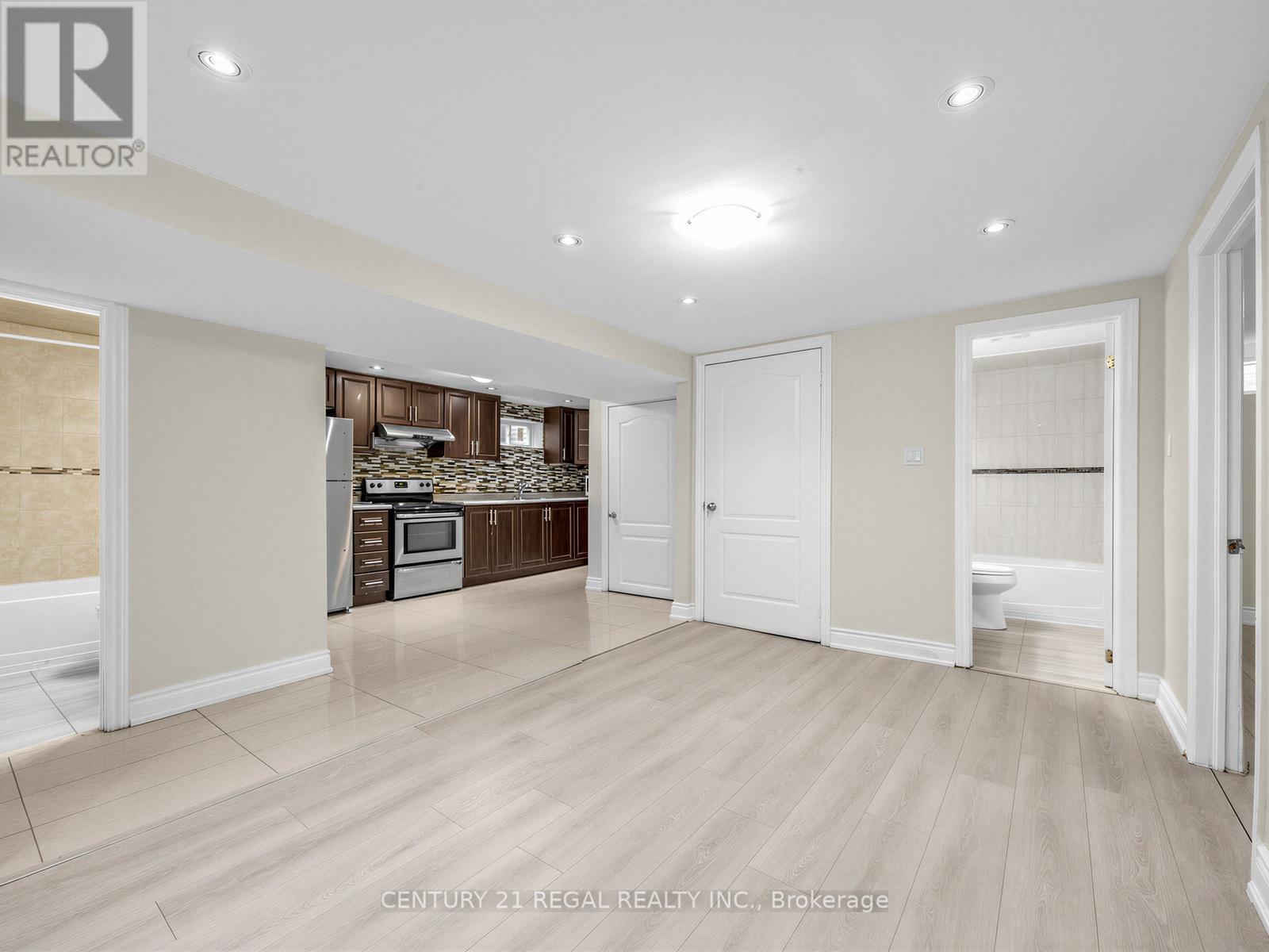 82 CROW TRAIL, Toronto (Malvern), Ontario, M1B1X9 — Photo 7