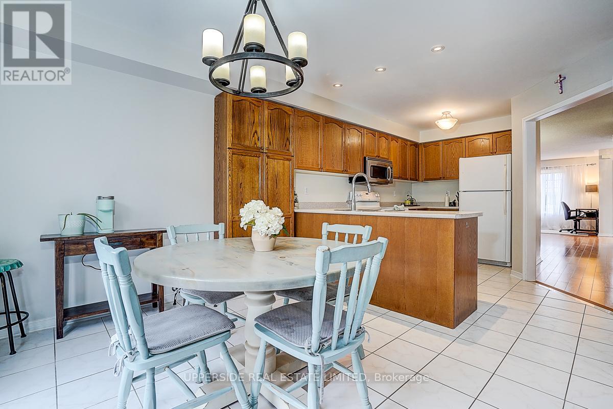 274 FLAGSTONE WAY, Newmarket (Woodland Hill), Ontario, L3X2Y1 — Photo 12