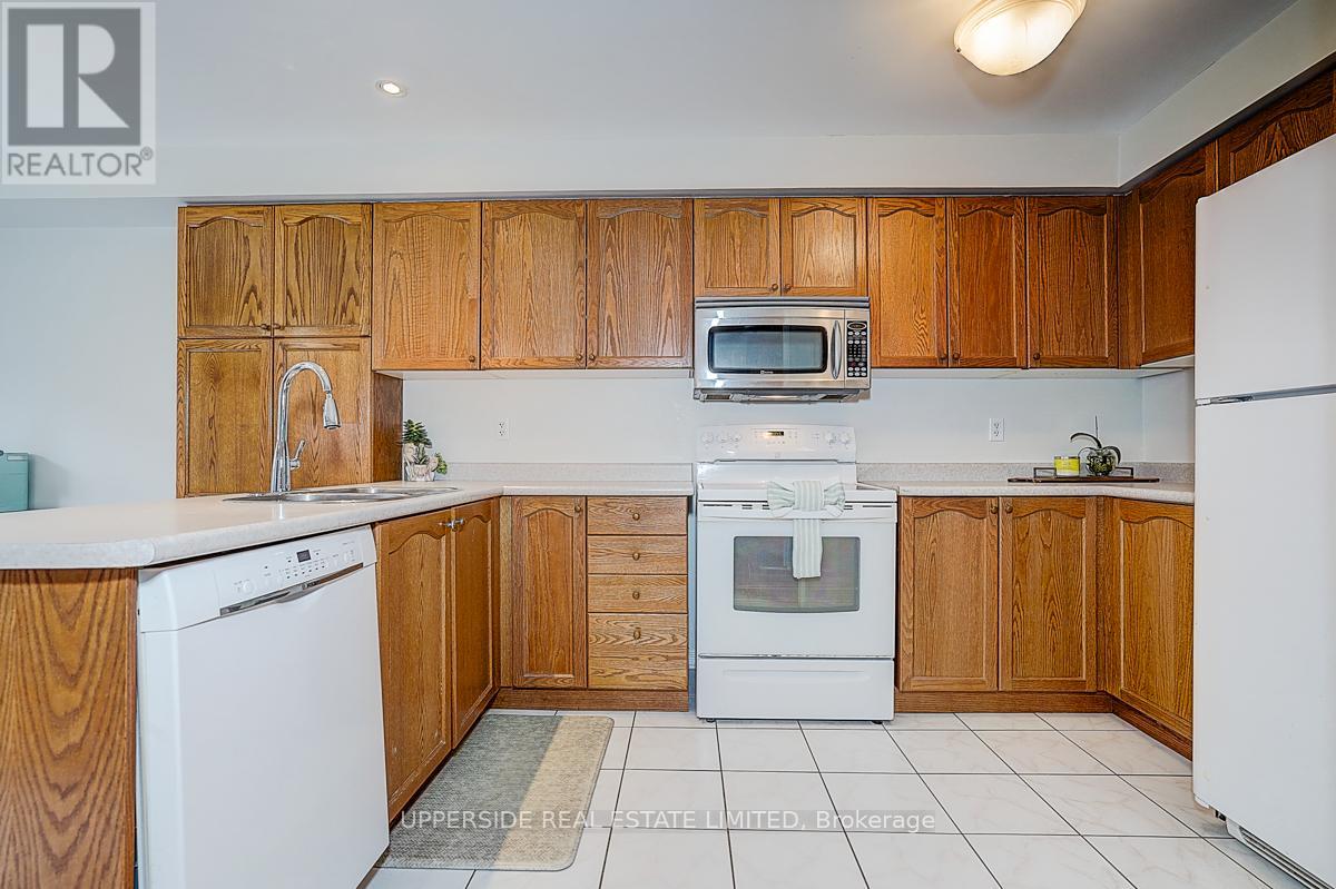 274 FLAGSTONE WAY, Newmarket (Woodland Hill), Ontario, L3X2Y1 — Photo 14