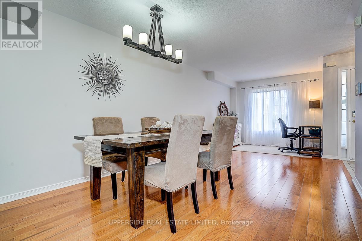 274 FLAGSTONE WAY, Newmarket (Woodland Hill), Ontario, L3X2Y1 — Photo 7