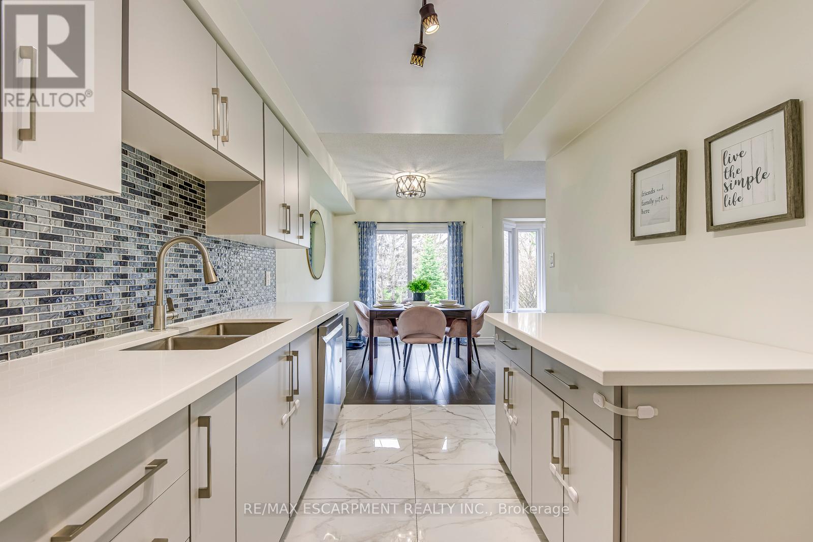 10 - 3115 NEW STREET, Burlington (Roseland), Ontario, L7N3T5 — Photo 10