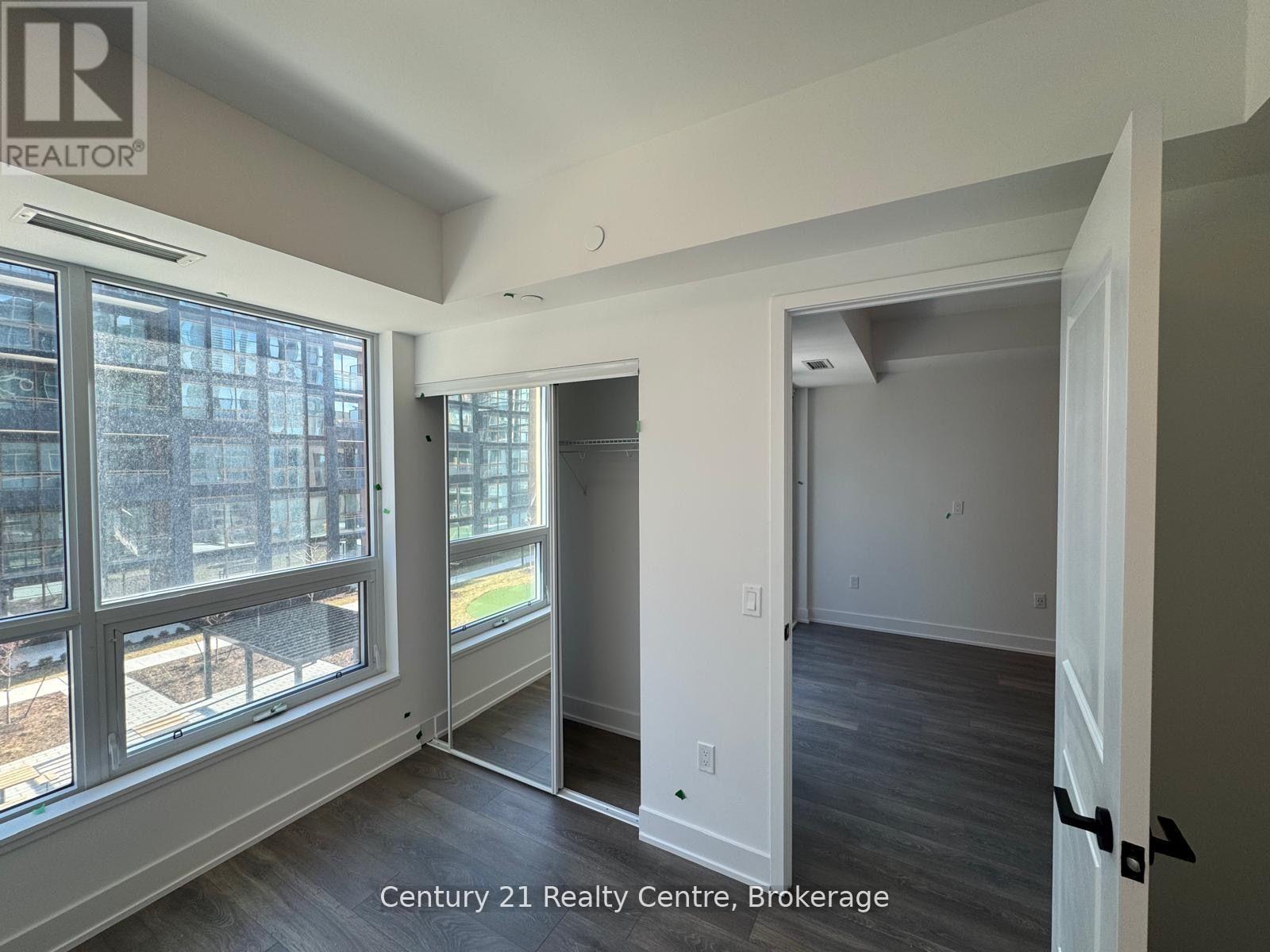 327 - 2333 KHALSA GATE, Oakville (WM Westmount), Ontario, L6M0X7 — Photo 2