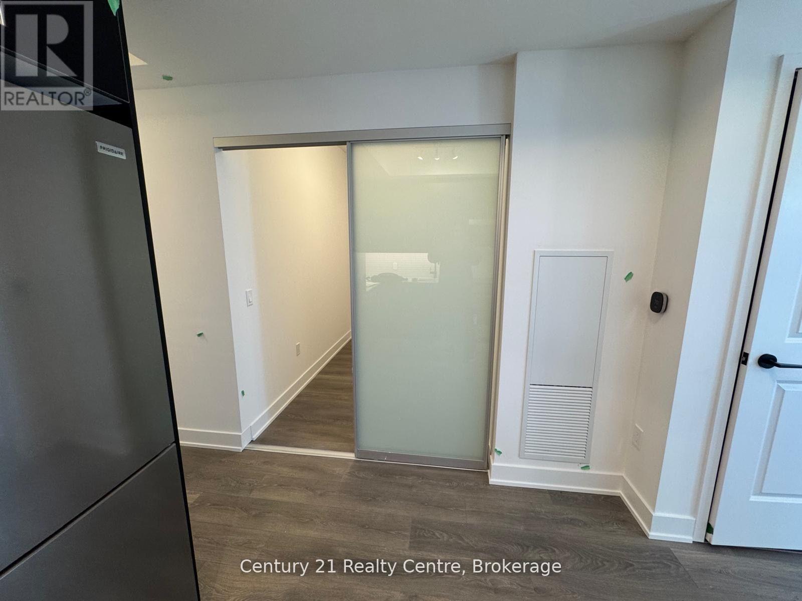 327 - 2333 KHALSA GATE, Oakville (WM Westmount), Ontario, L6M0X7 — Photo 6