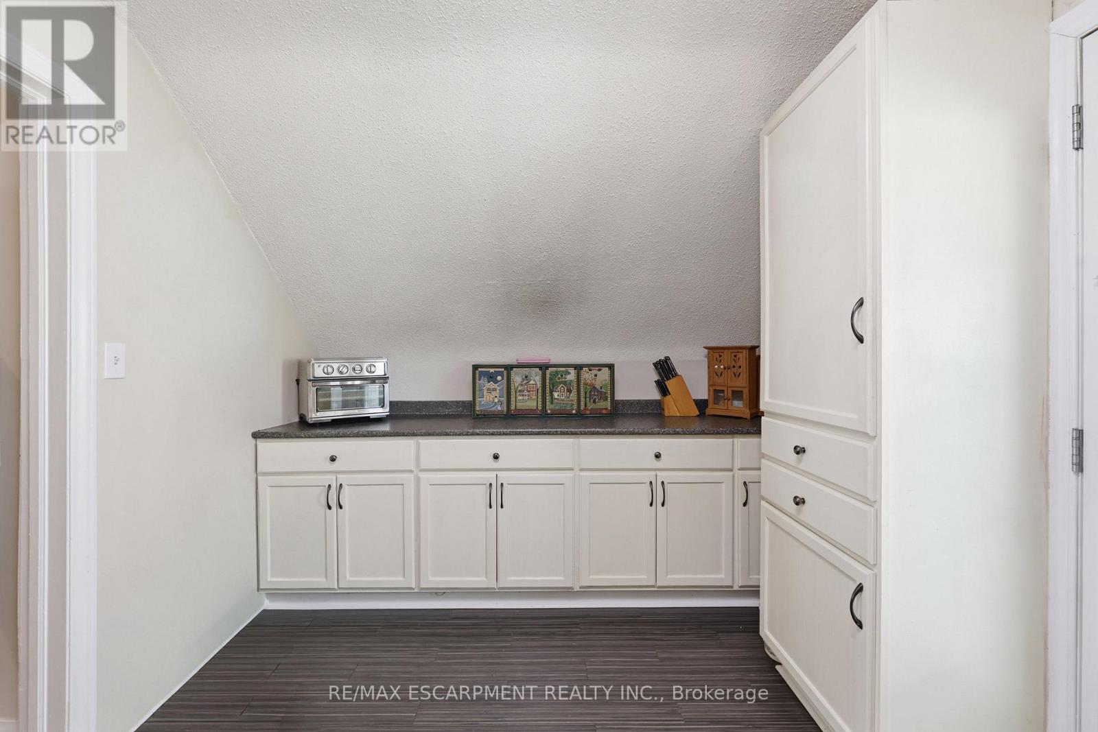 2074 CHURCHILL AVENUE, Burlington (Freeman), Ontario, L7R3T7 — Photo 24